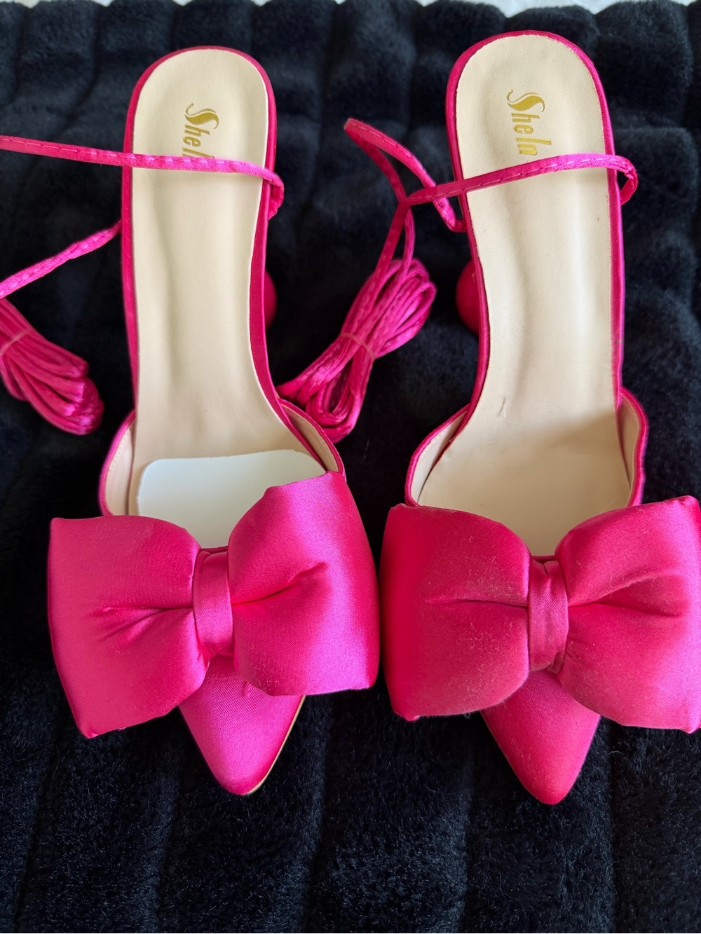Hot Pink Bow Pointed-Toe Women’s Heels